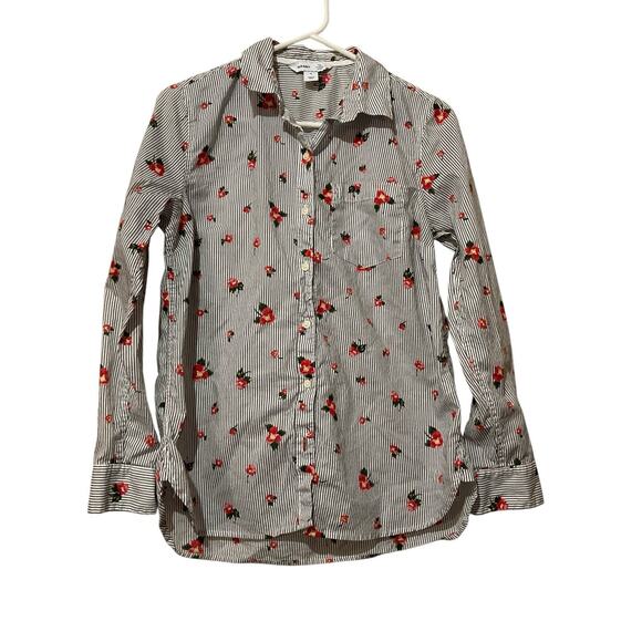 Old Navy The Classic Shirt Women’s size Medium Floral Striped Button Up Top - Picture 1 of 7